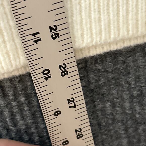 Old Navy Women Fair Isle Snowflake Sweater Size Medium Tall Multi Color Pullover - Picture 8 of 8